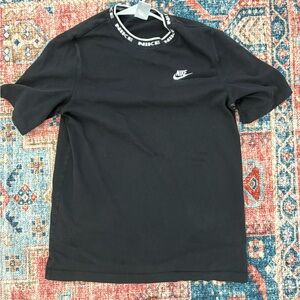 Nike Men's Black Short Sleeve Tee